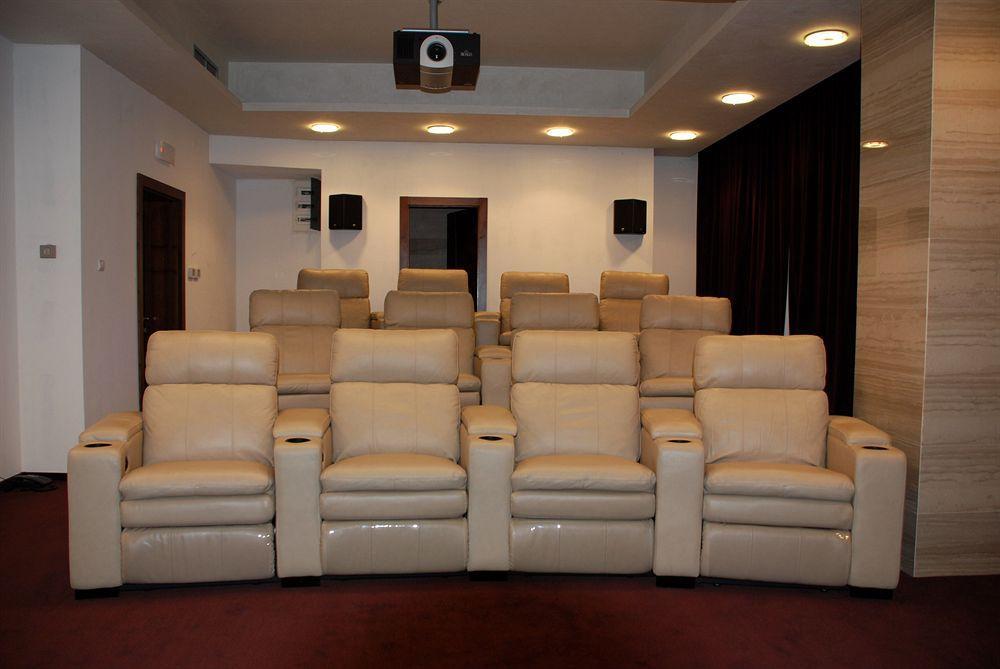 Metropolis Hotel Bistriţa Kültér fotó