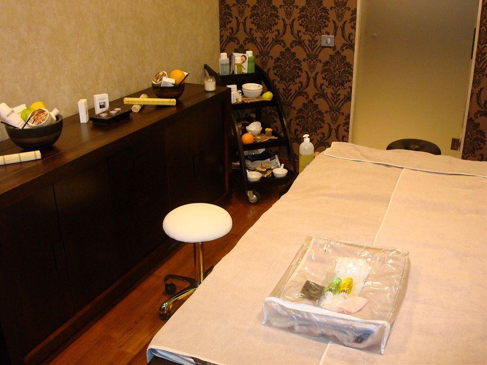 Metropolis Hotel Bistriţa Kültér fotó